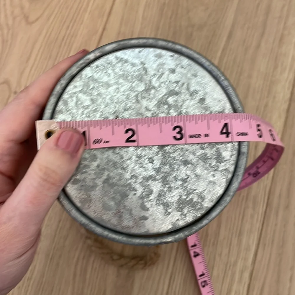 Shabby chic candle holder + decorative ball set